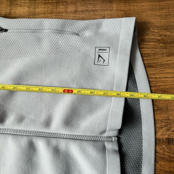 Gymshark Light Gray Mock Neck Men’s Full Zip - Picture 8 of 8